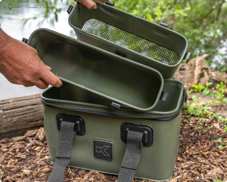 Korum EVA Tackle & Bait Station